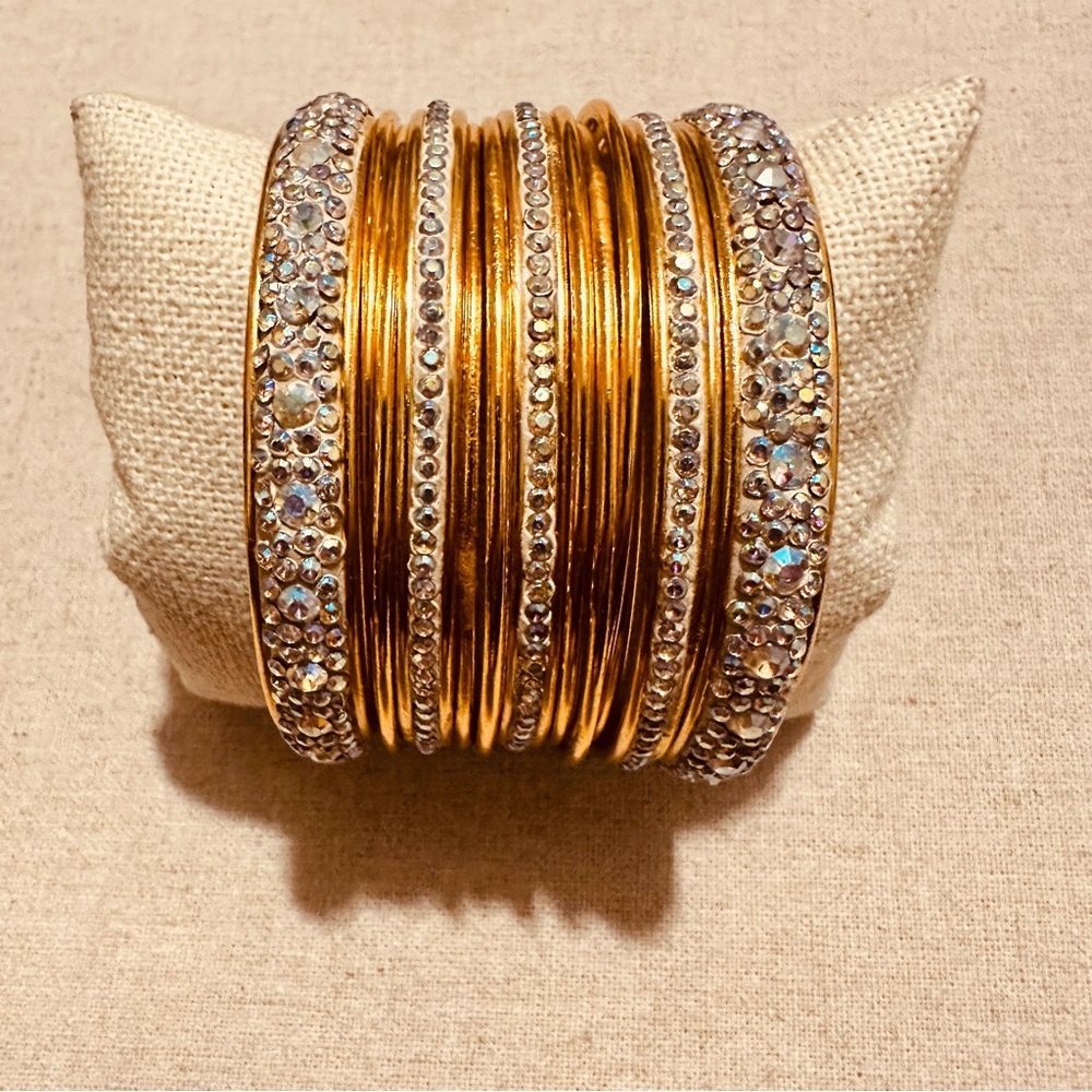 Vintage | Bracelet | Set of Gold & Faux Opal Stones